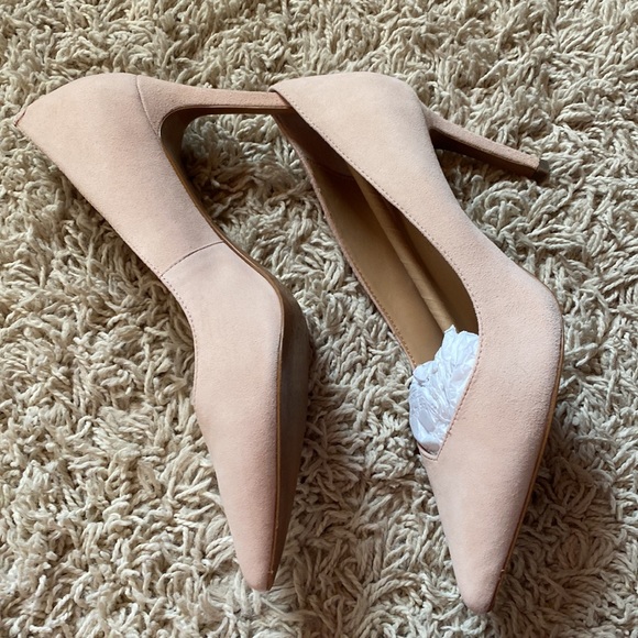 Banana Republic Madison Heels - Picture 3 of 5